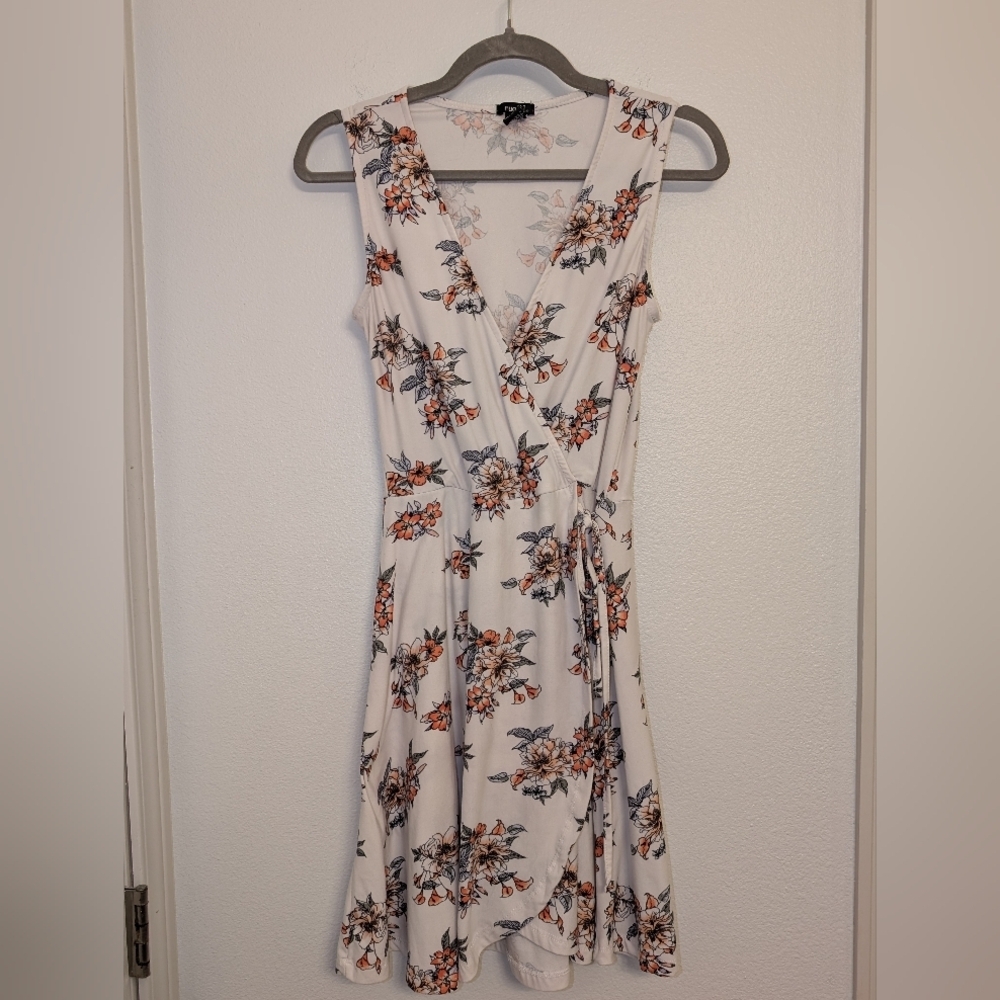 Rue21 White Floral Mini Dress Size Medium